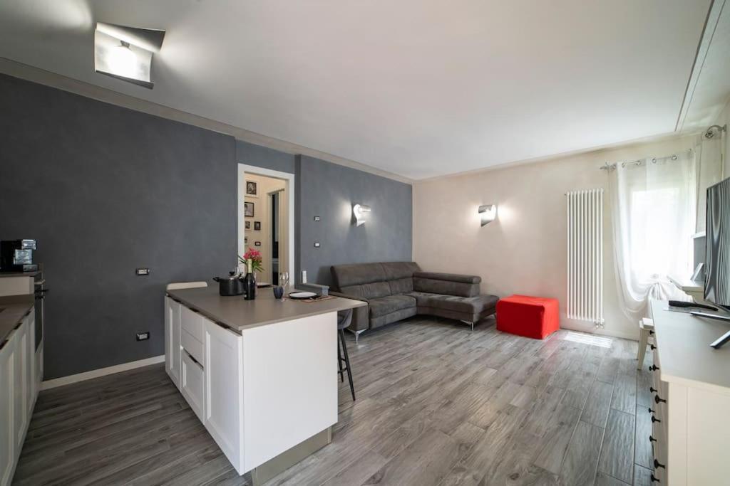 Montecolo Bay 1 Apartment Pilzone Екстериор снимка