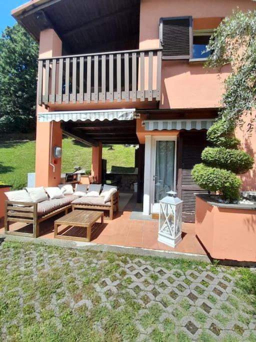 Montecolo Bay 1 Apartment Pilzone Екстериор снимка